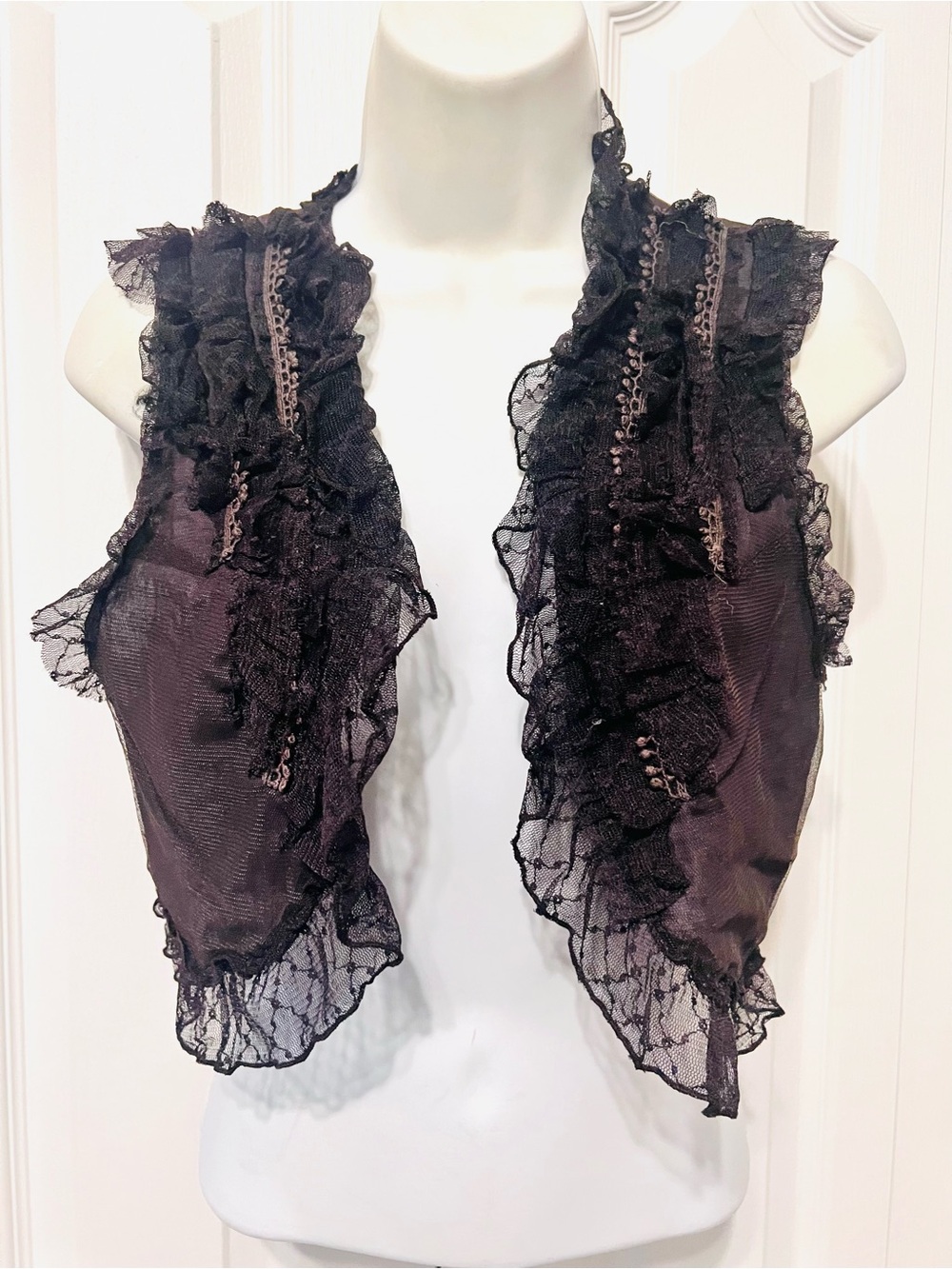 Staring at Stars Black/Charcoal Ruffled Lace Sheer Vest-Small-Embroidered